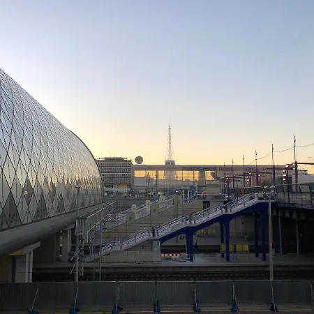 Piper Dworzec & Targi Διαμέρισμα *